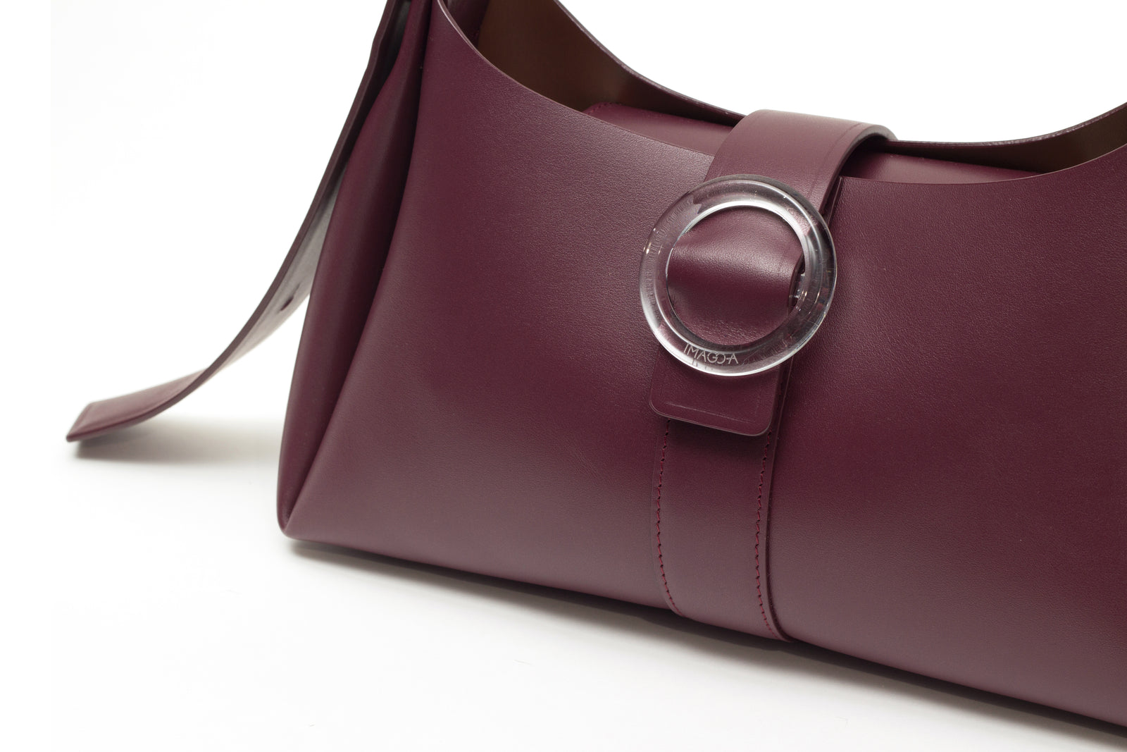 Nº47 Lucite Buckle Shoulder - Bordeaux – IMAGO-A 